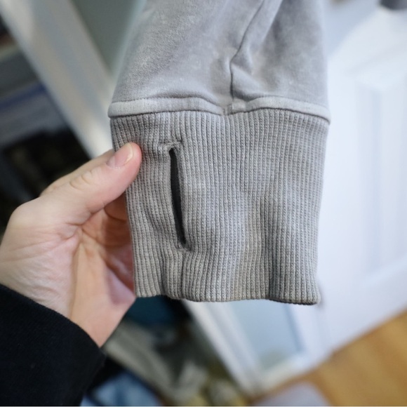 Lululemon Scuba Pullover *Wash Washed Dark Chrome Womens Size 4 - Picture 5 of 10